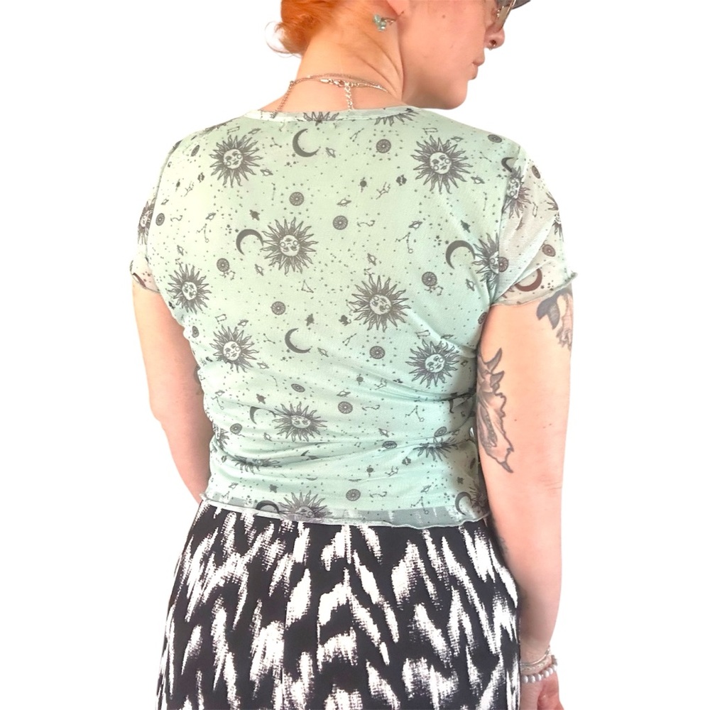 Harper & Ivy Sheer Mesh Short Sleeve Top T-Shirt Juniors sz L Celestial Y2K - Picture 3 of 13